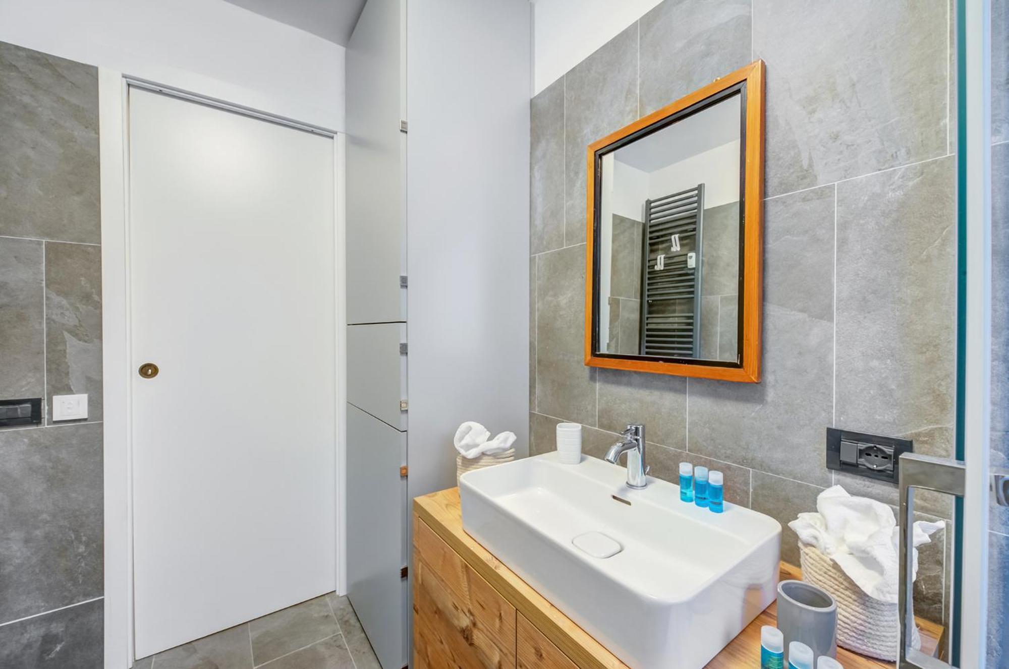 Casa Entreves - Ristrutturata Con Parcheggio クールマイユール エクステリア 写真
